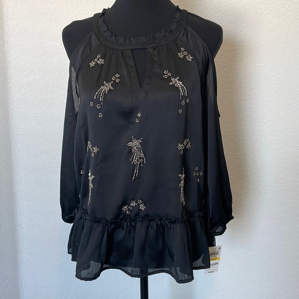 I N C International Concepts cold shoulders top size M